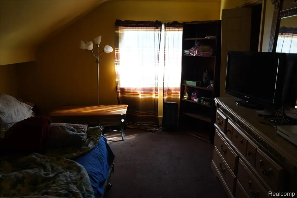20115 Santa Barbara Drive Detroit City MI 48221