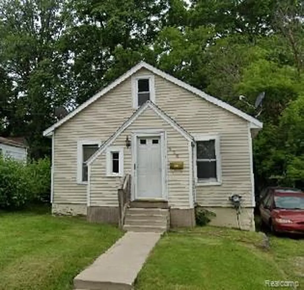 438 S Anderson Avenue Pontiac City MI 48342
