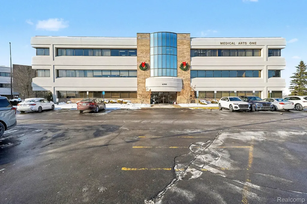 4705 Towne Centre Road Saginaw City MI 48604