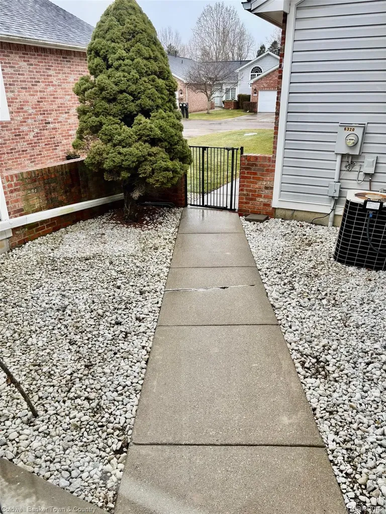 6320 Squire Lake Drive Mt. Morris Township MI 48433