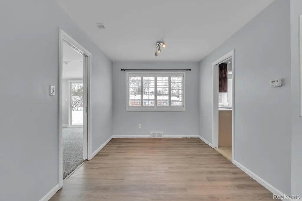 6576 Inkster Road West Bloomfield Charter Township MI 48322