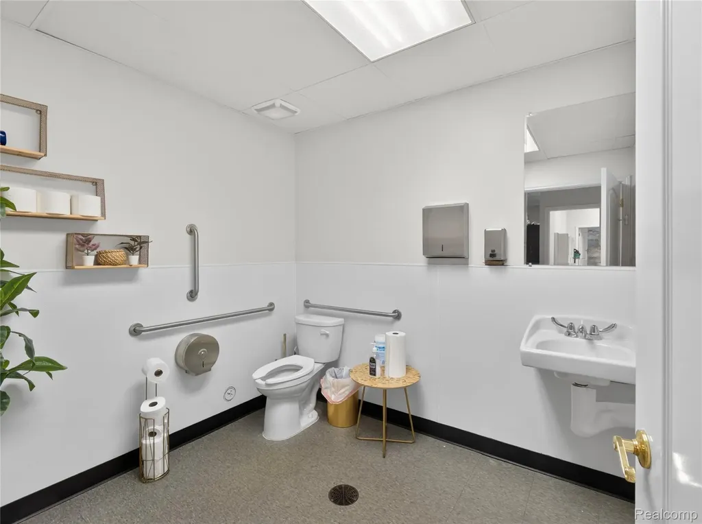 37824 Van Dyke Avenue Sterling Heights City MI 48312