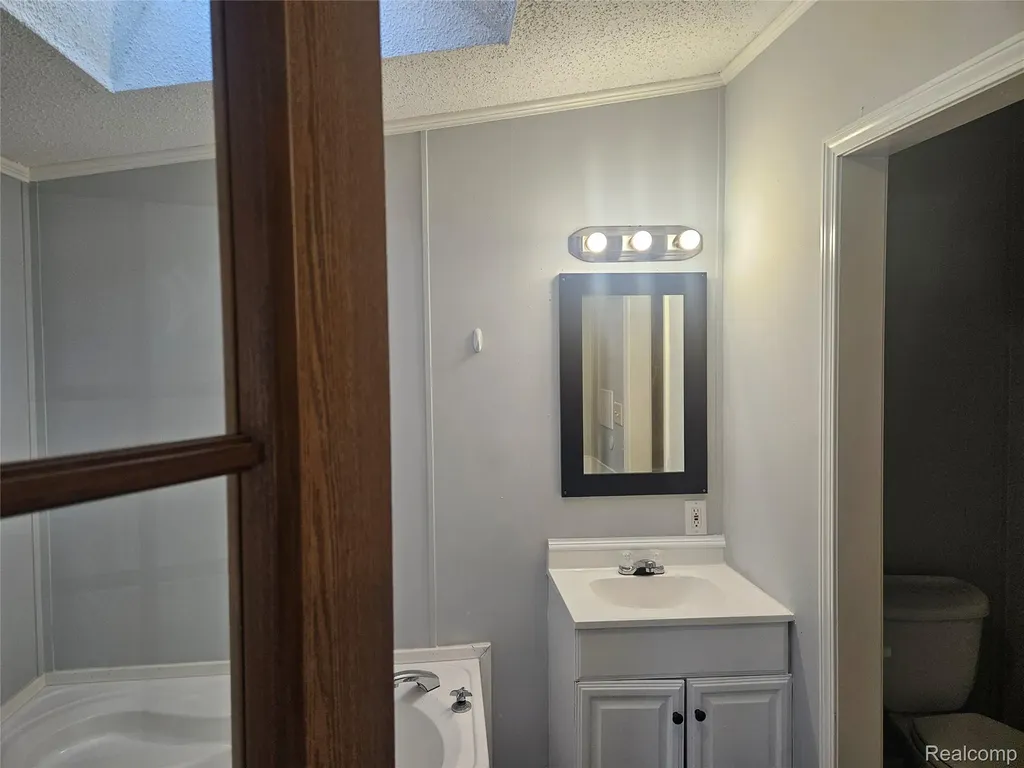 6274 Cree Court Genesee Charter Township MI 48506