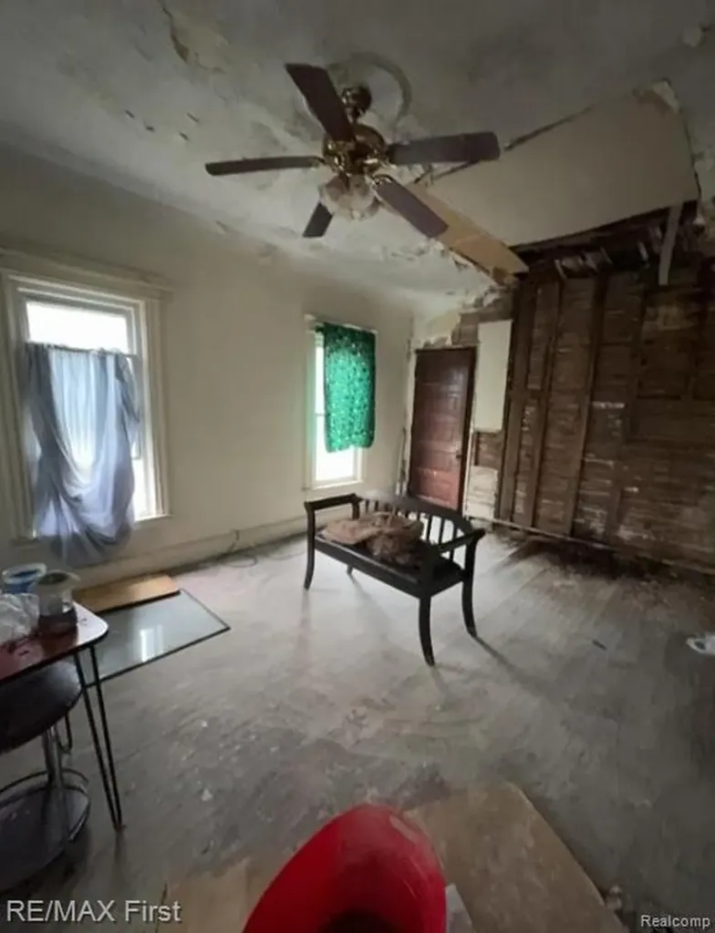 3677 Townsend Street Detroit City MI 48214