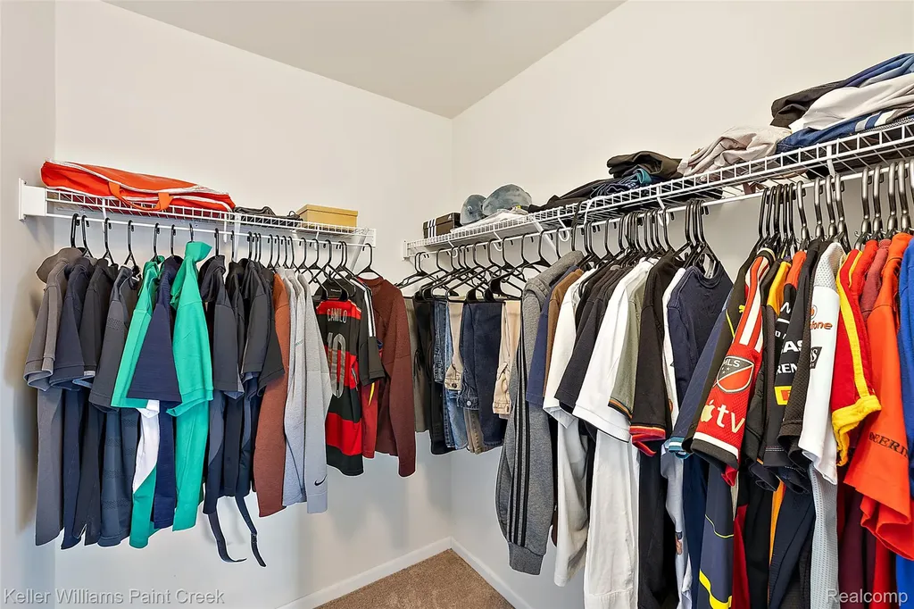 314 Glenhurst Rochester Hills City MI 48307