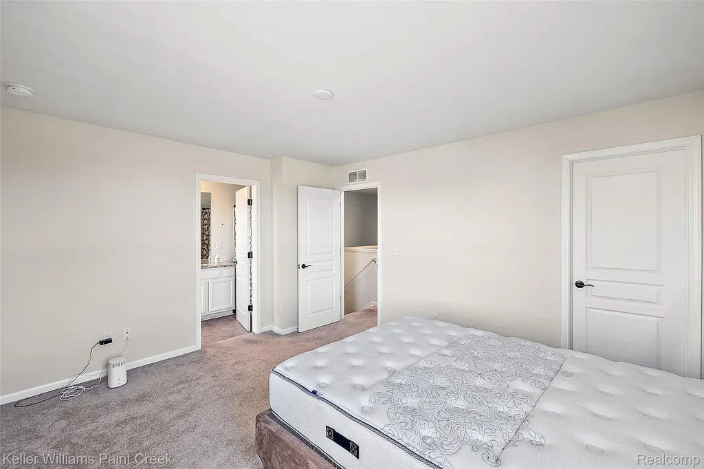 314 Glenhurst Rochester Hills City MI 48307