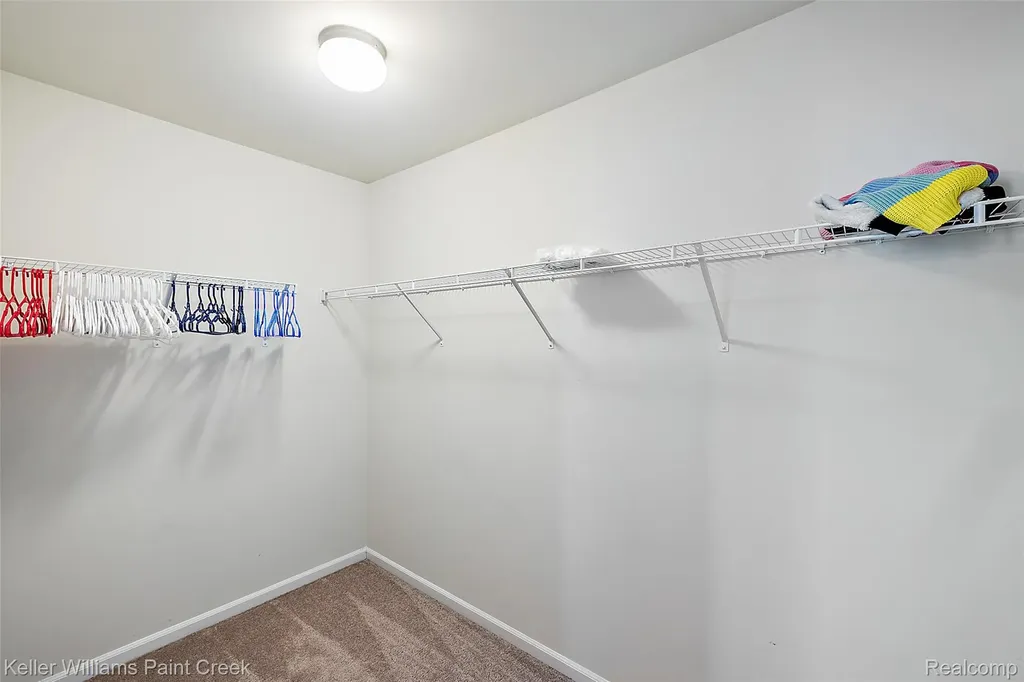 314 Glenhurst Rochester Hills City MI 48307