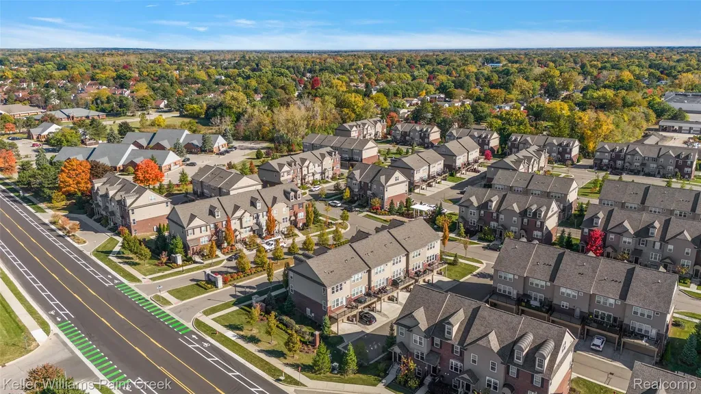 314 Glenhurst Rochester Hills City MI 48307