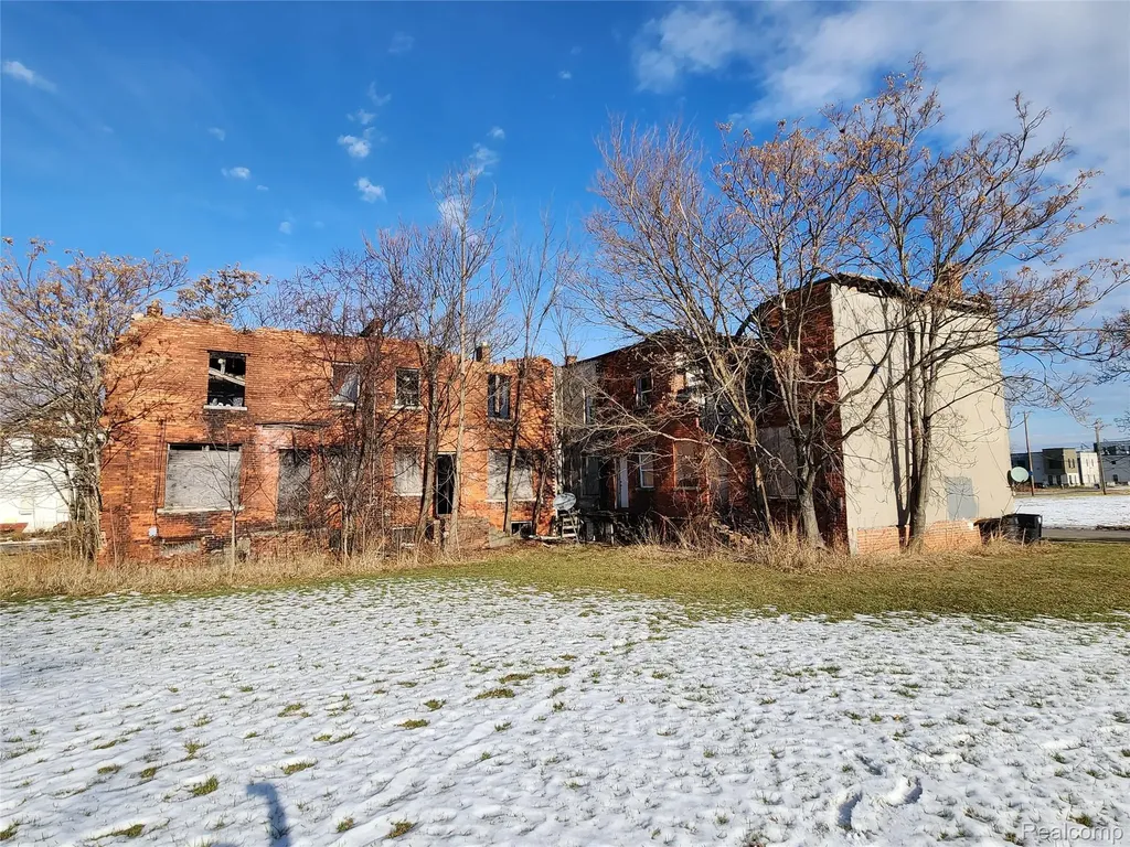 3095 17th Street Detroit City MI 48216