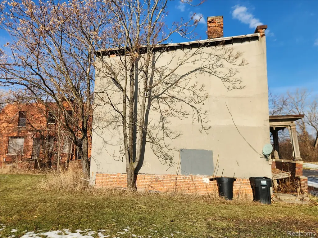 3095 17th Street Detroit City MI 48216