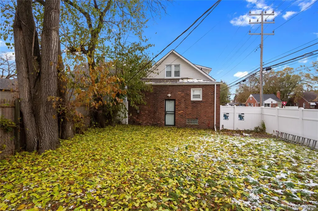 16252 Coyle Street Detroit City MI 48235