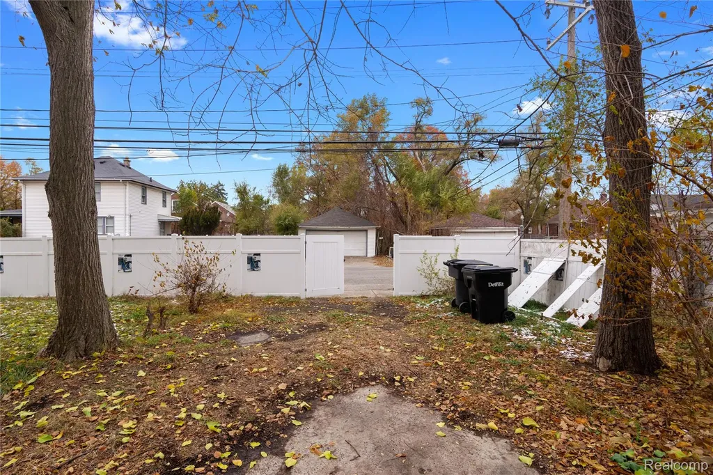 16252 Coyle Street Detroit City MI 48235