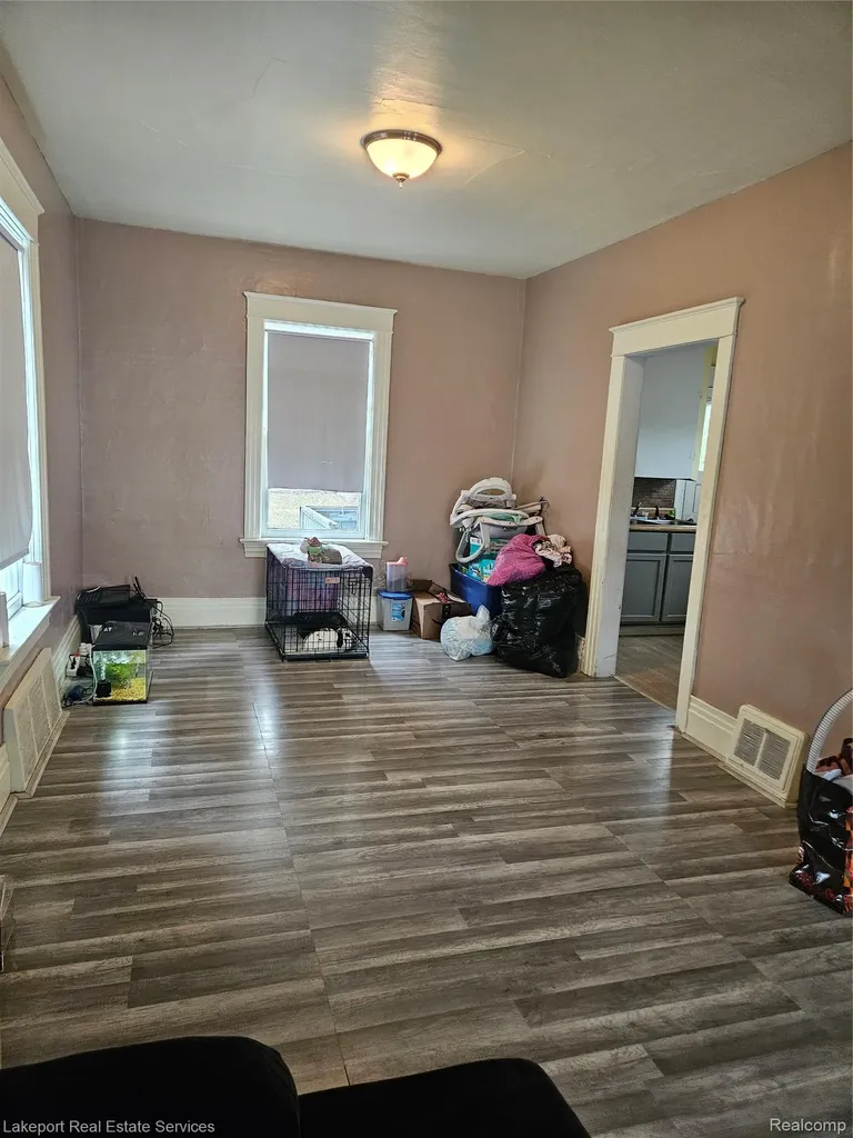 917 Saint Clair Street Port Huron City MI 48060