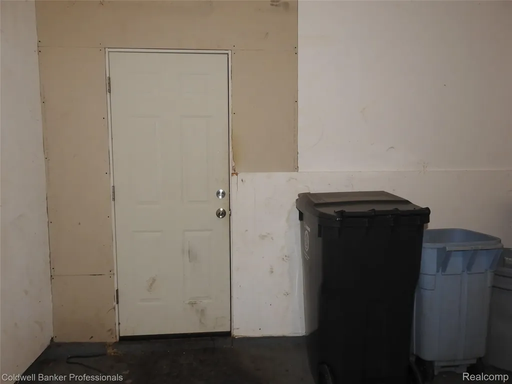 5919 Western Road Flint City MI 48506