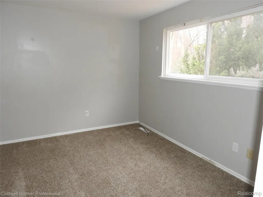 5919 Western Road Flint City MI 48506