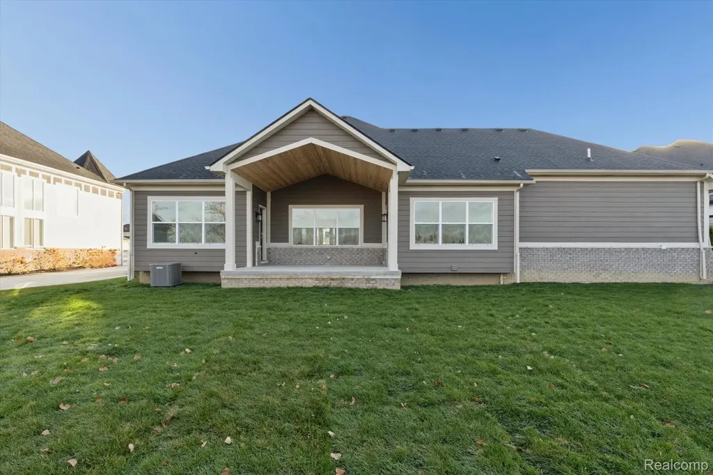 54791 Brenda Drive Macomb Township MI 48042