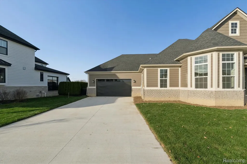 54791 Brenda Drive Macomb Township MI 48042