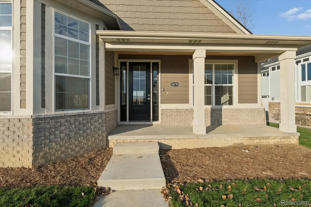 54791 Brenda Drive Macomb Township MI 48042