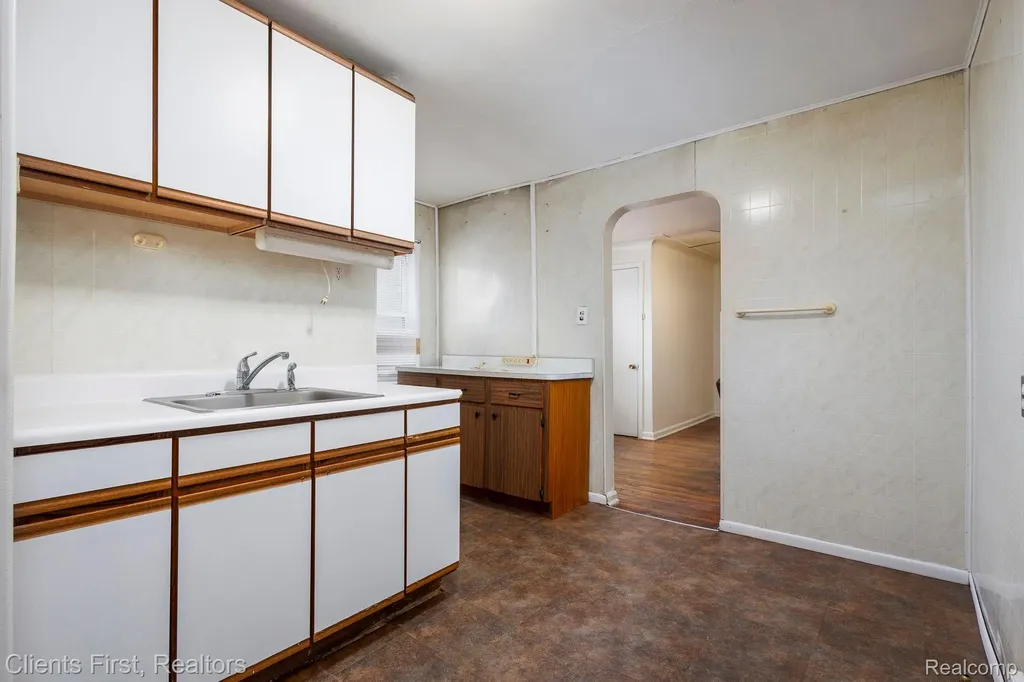 11365 Portlance Street Detroit City MI 48205