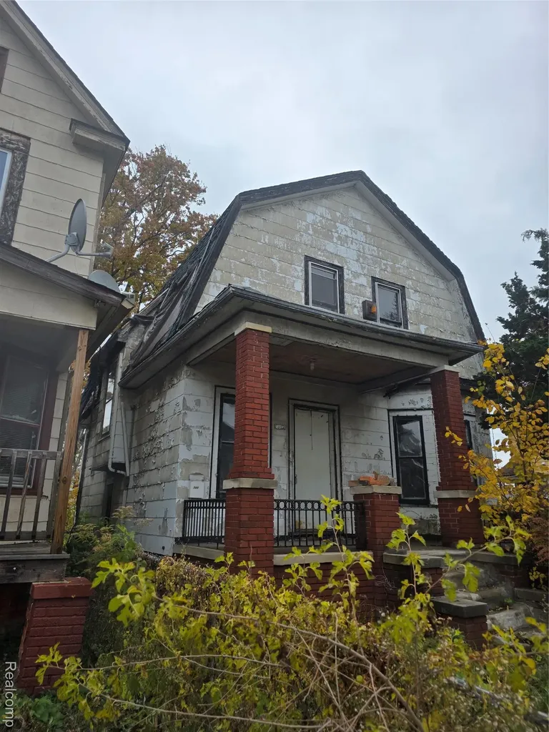 5852 Rohns Street Detroit City MI 48213