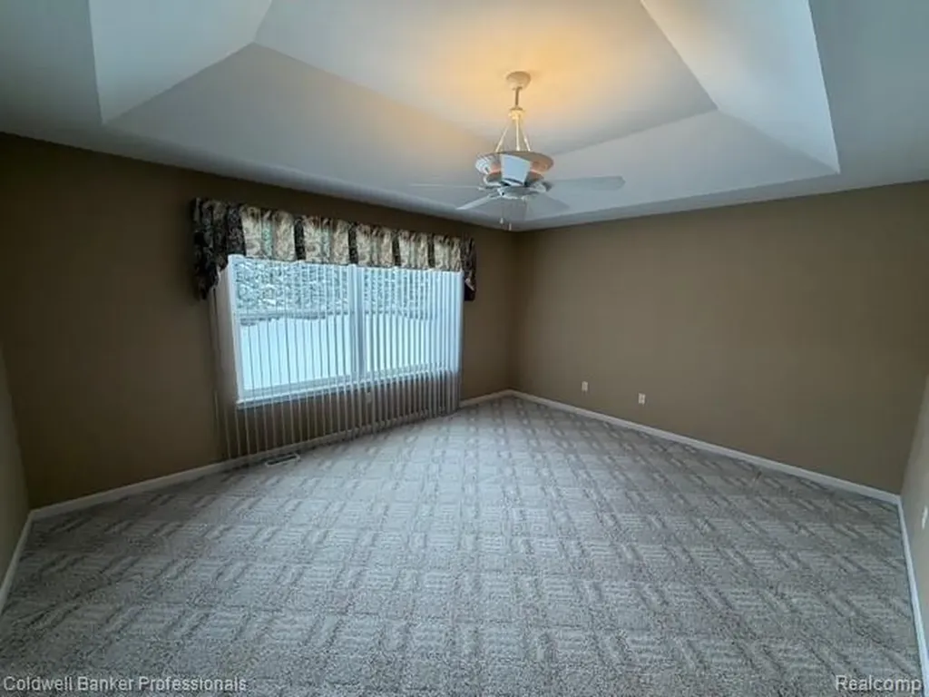 8261 Prestwick Lane Washington Township MI 48095