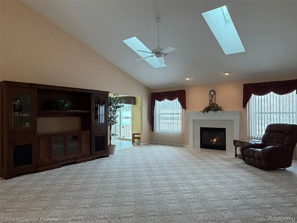 8261 Prestwick Lane Washington Township MI 48095