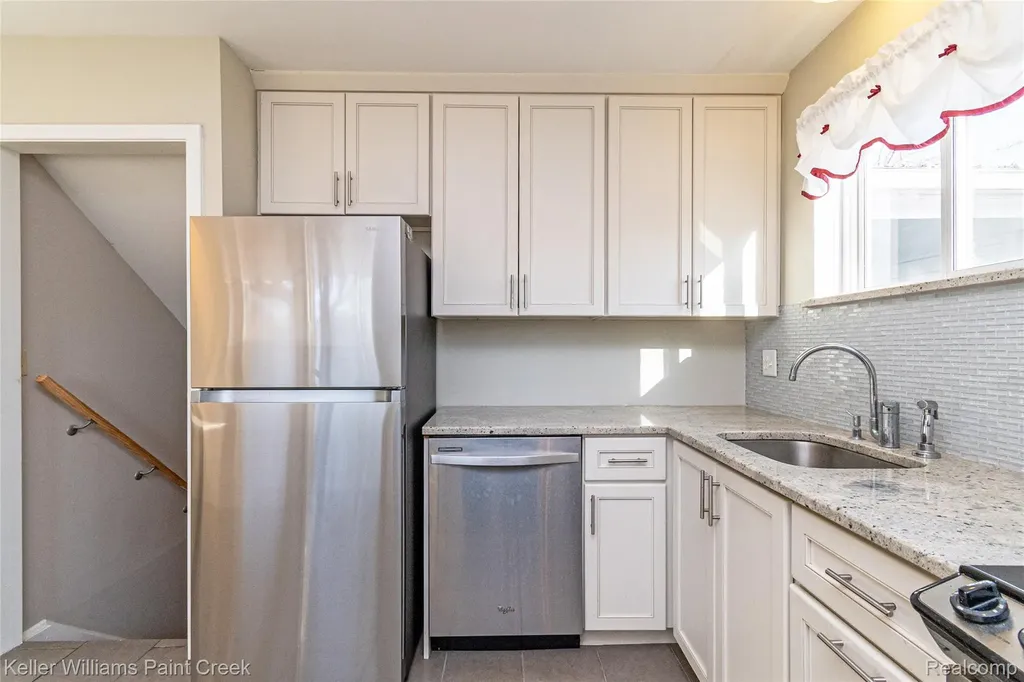 20355 Caniff Street Clinton Charter Township MI 48035