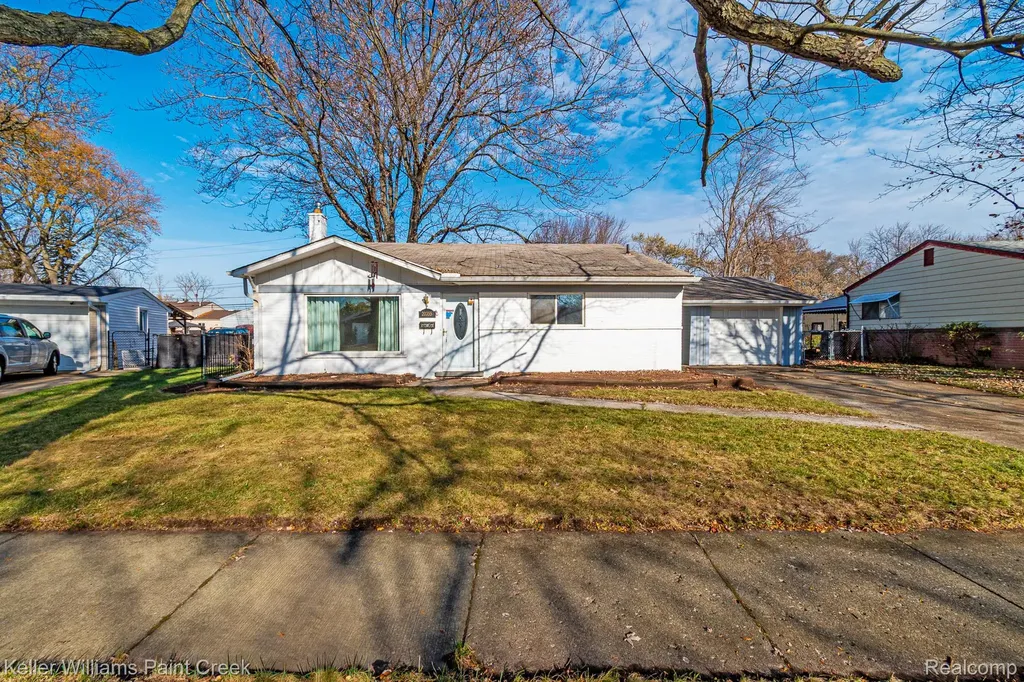 20355 Caniff Street Clinton Charter Township MI 48035