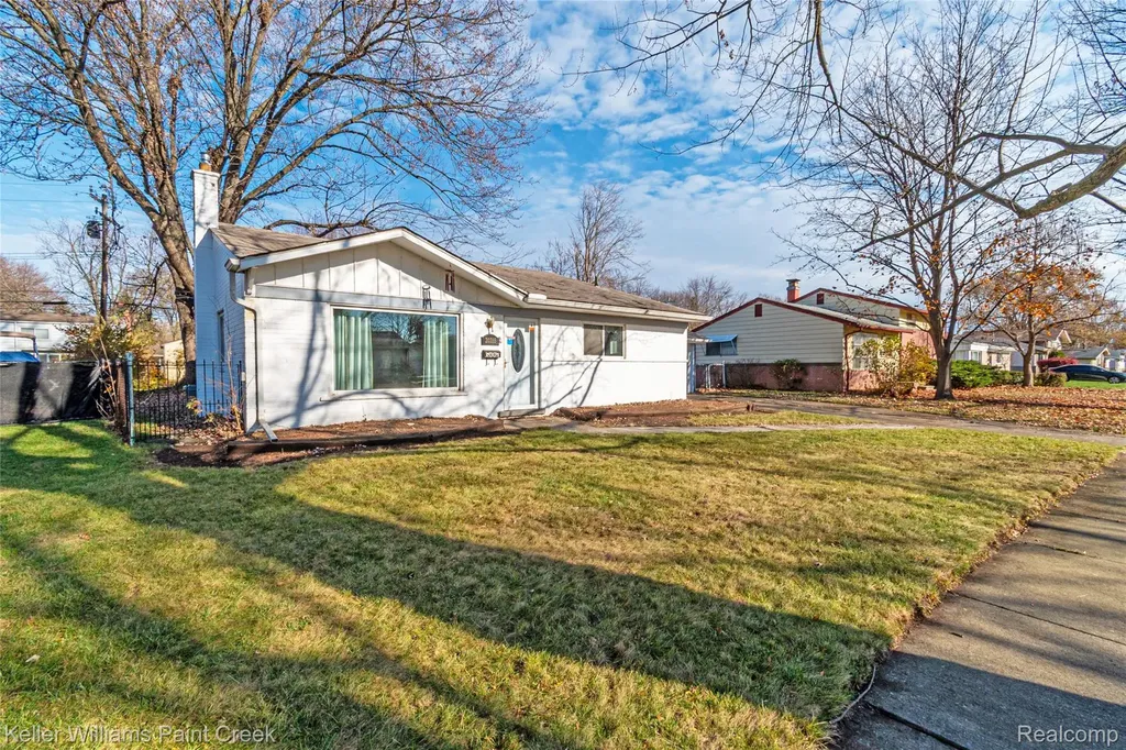 20355 Caniff Street Clinton Charter Township MI 48035