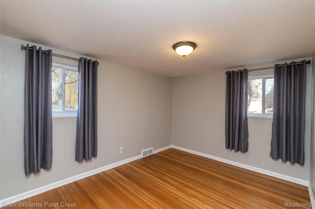 20355 Caniff Street Clinton Charter Township MI 48035