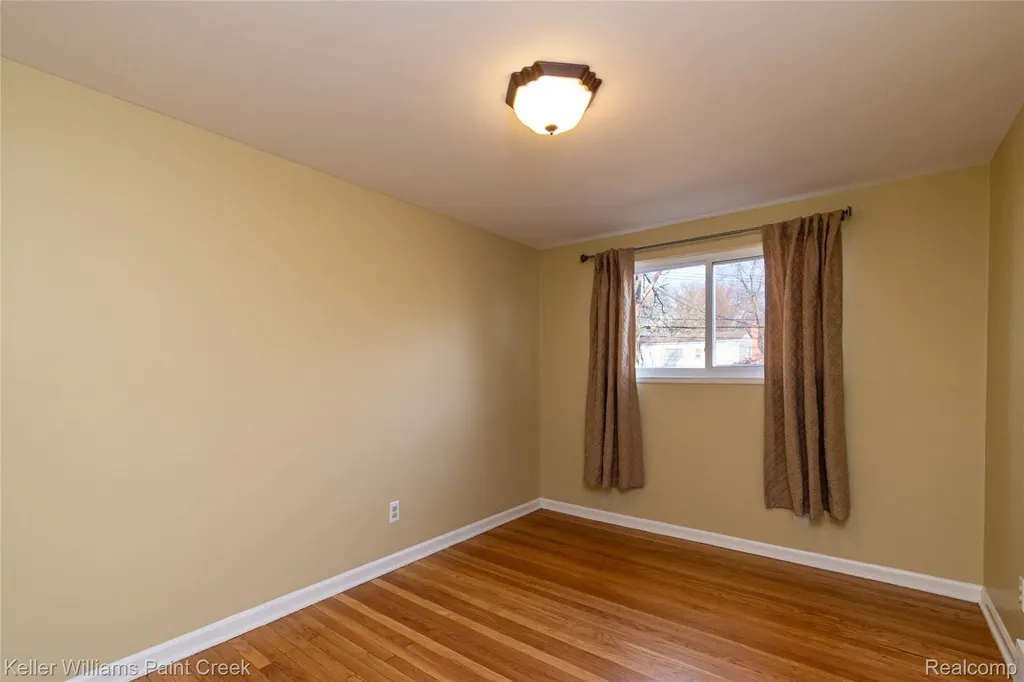 20355 Caniff Street Clinton Charter Township MI 48035