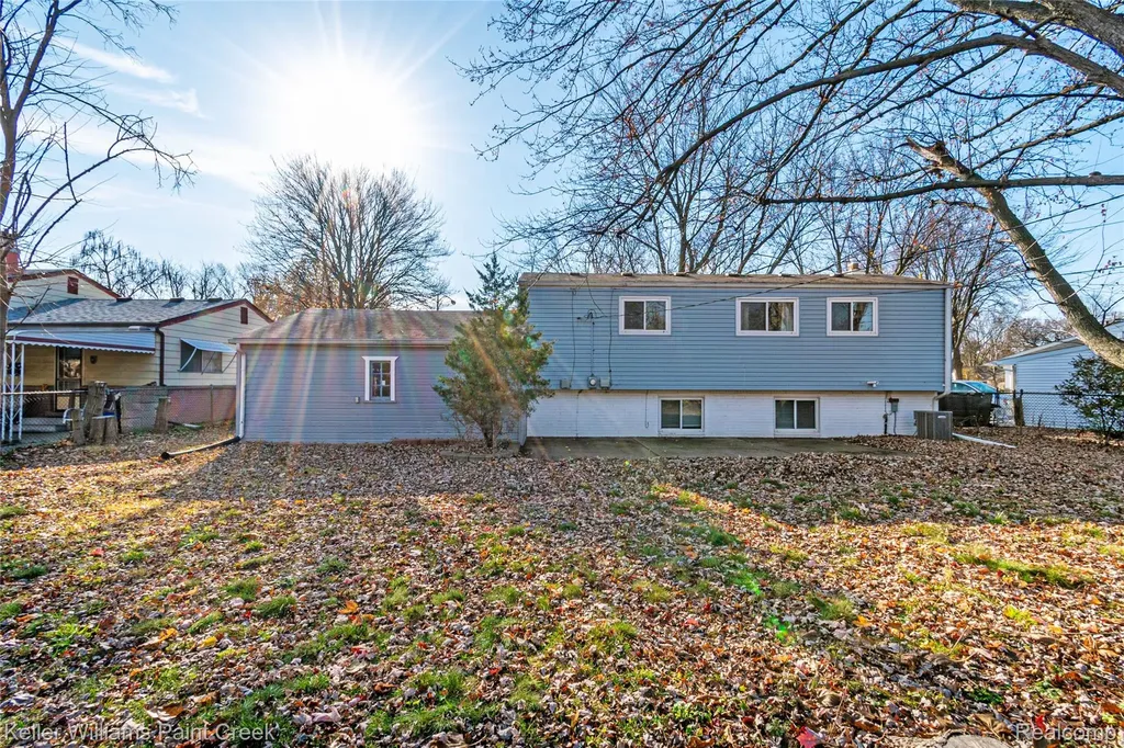 20355 Caniff Street Clinton Charter Township MI 48035