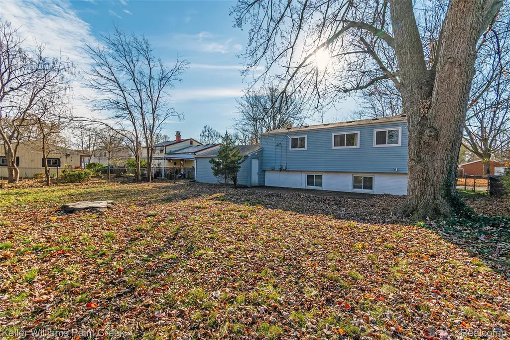 20355 Caniff Street Clinton Charter Township MI 48035