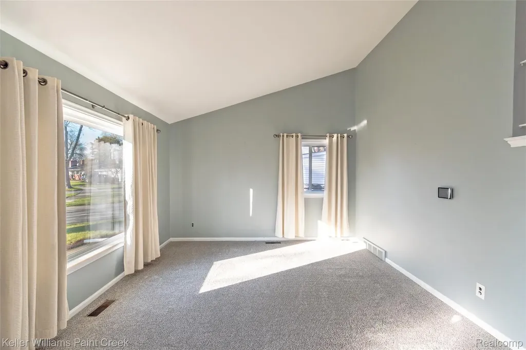 20355 Caniff Street Clinton Charter Township MI 48035
