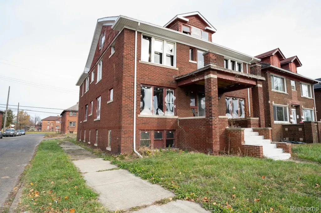 6420 Tuxedo Street Detroit City MI 48204