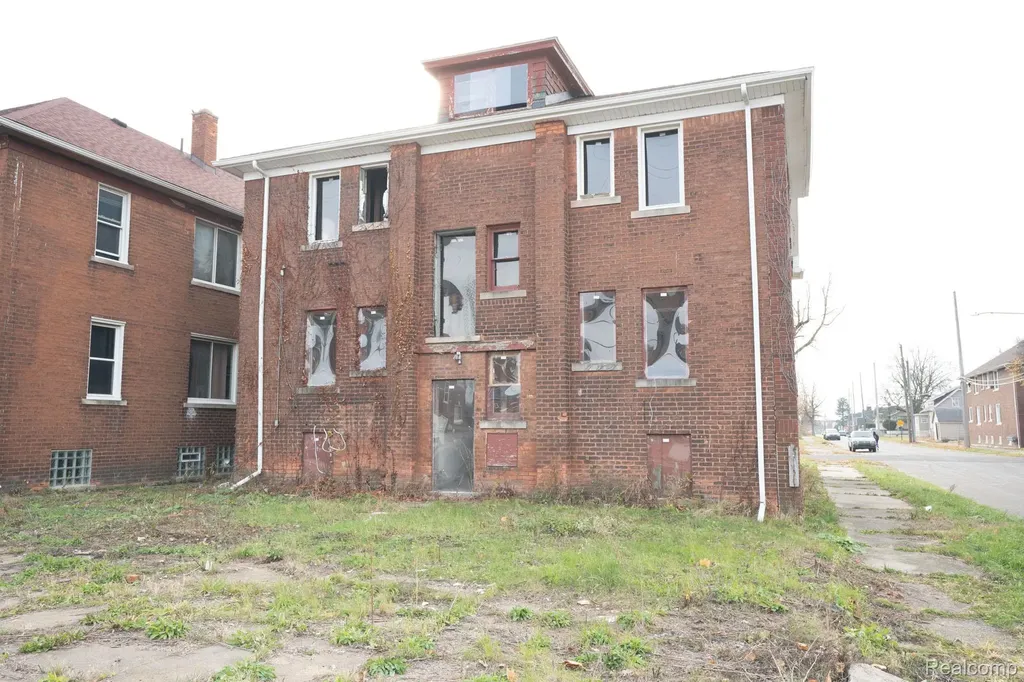 6420 Tuxedo Street Detroit City MI 48204