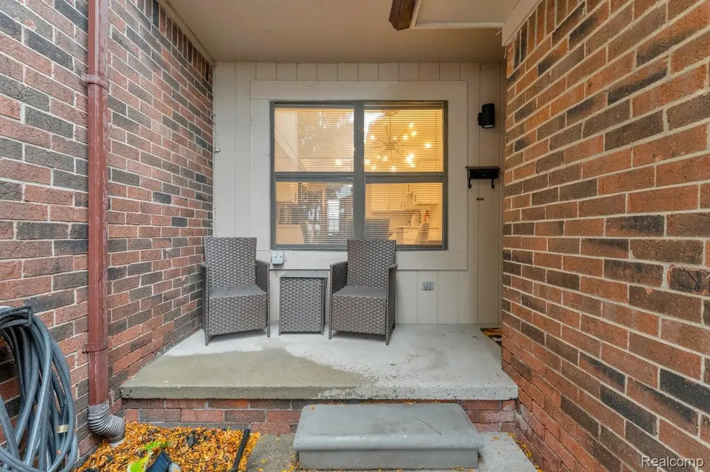 3160 Wood Circle Detroit City MI 48207