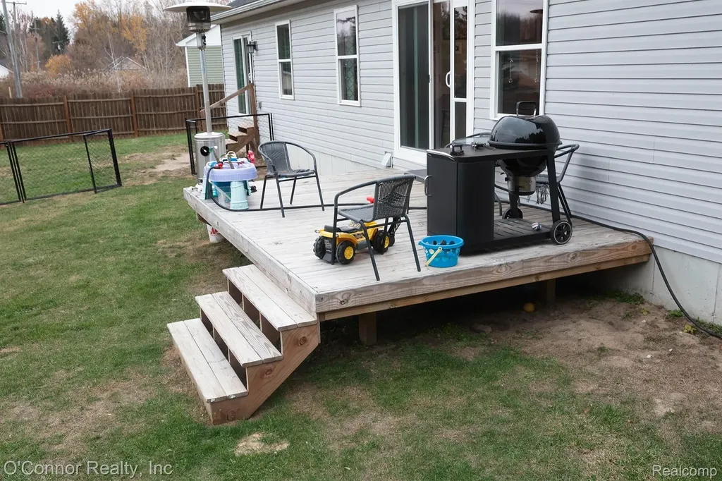 2007 Edward Lane E Kimball Township MI 48074