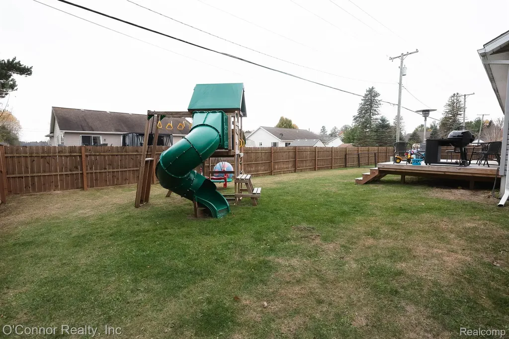 2007 Edward Lane E Kimball Township MI 48074