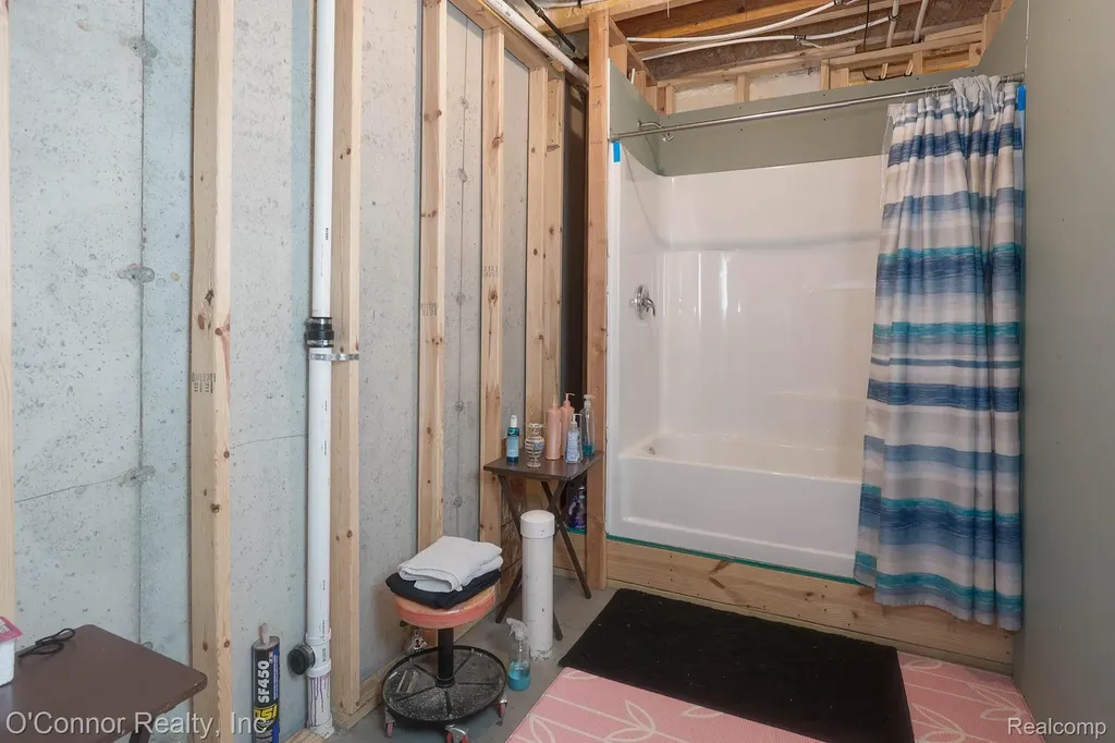 2007 Edward Lane E Kimball Township MI 48074