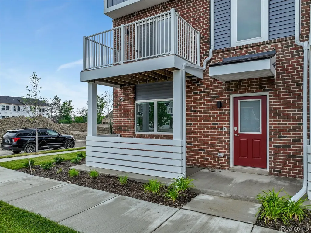 822 Huntley Lane Troy City MI 48085