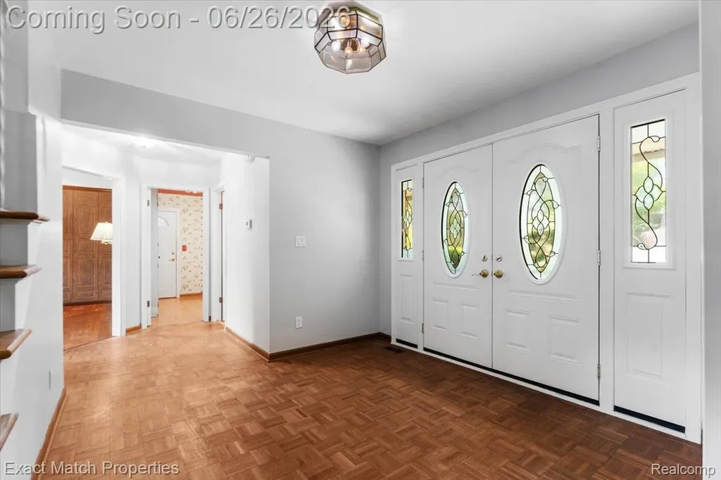6737 Alderley Way West Bloomfield Charter Township MI 48322
