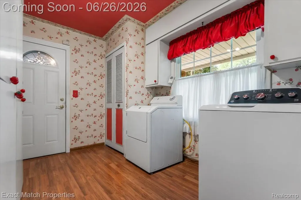 6737 Alderley Way West Bloomfield Charter Township MI 48322