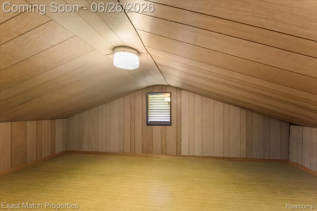 6737 Alderley Way West Bloomfield Charter Township MI 48322