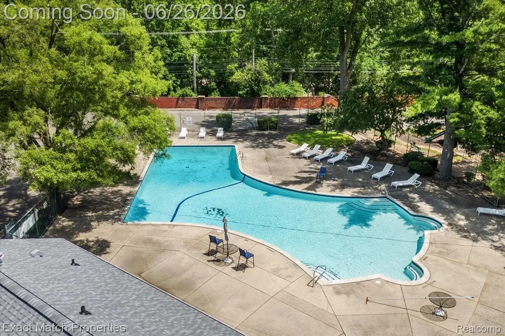 6737 Alderley Way West Bloomfield Charter Township MI 48322
