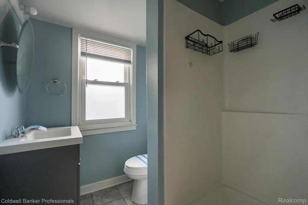1290 Bablon Drive White Lake Charter Township MI 48386