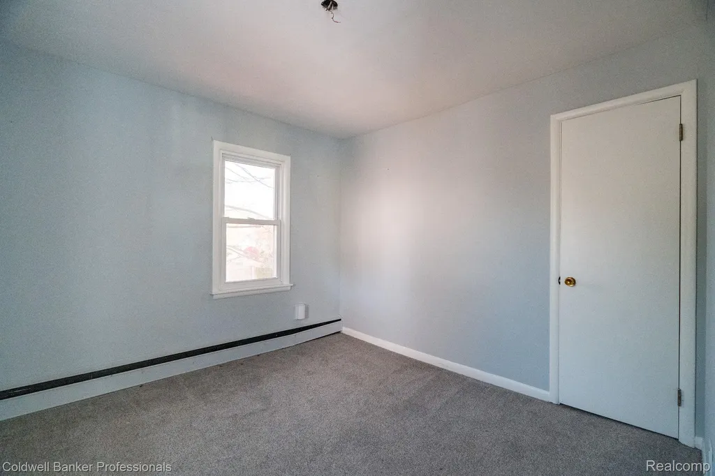 1290 Bablon Drive White Lake Charter Township MI 48386