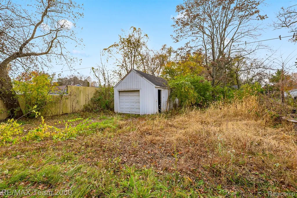 14060 Martinsville Road Van Buren Charter Township MI 48111