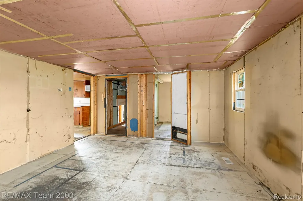 14060 Martinsville Road Van Buren Charter Township MI 48111