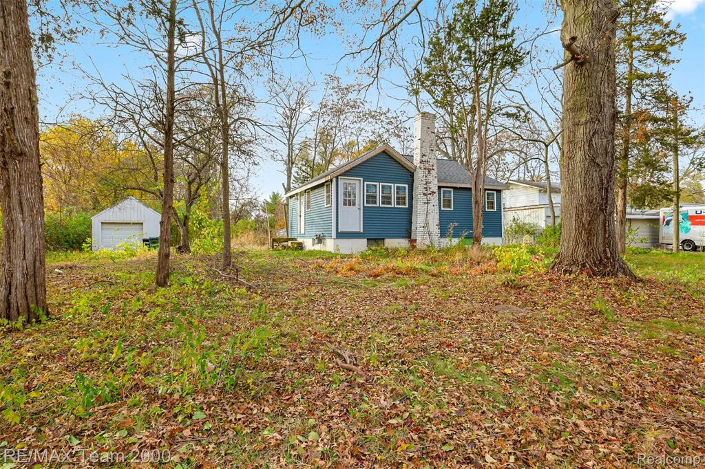 14060 Martinsville Road Van Buren Charter Township MI 48111